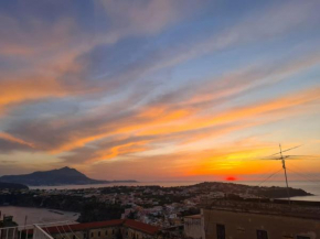 Nel punto più alto dell’ Isola, terrazza con vista mozzafiato